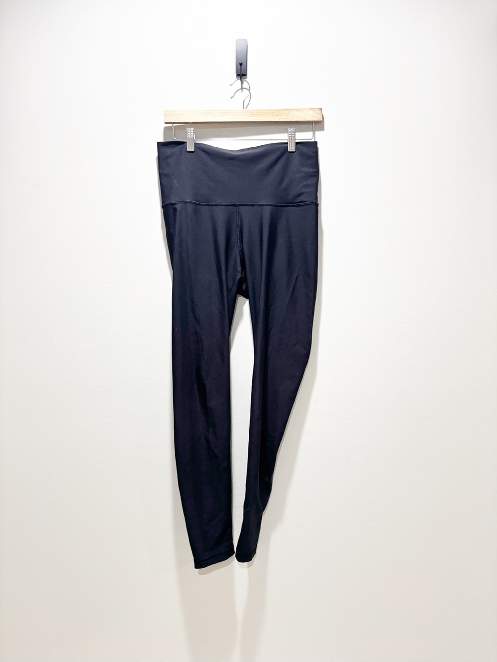 Old Navy Black High-Waist Powersoft Leggings Athleisure Activewear Size Large